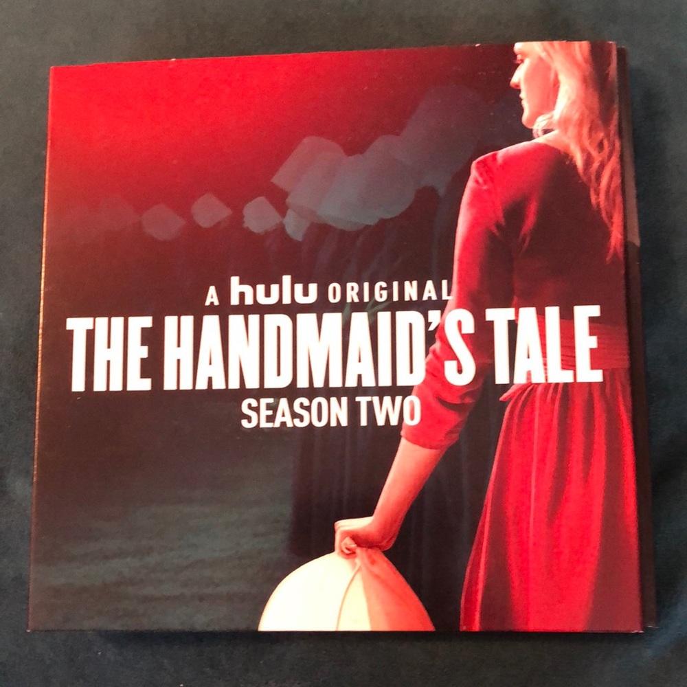 THE HANDMAID’S TALE Complete Season 2 DVDS